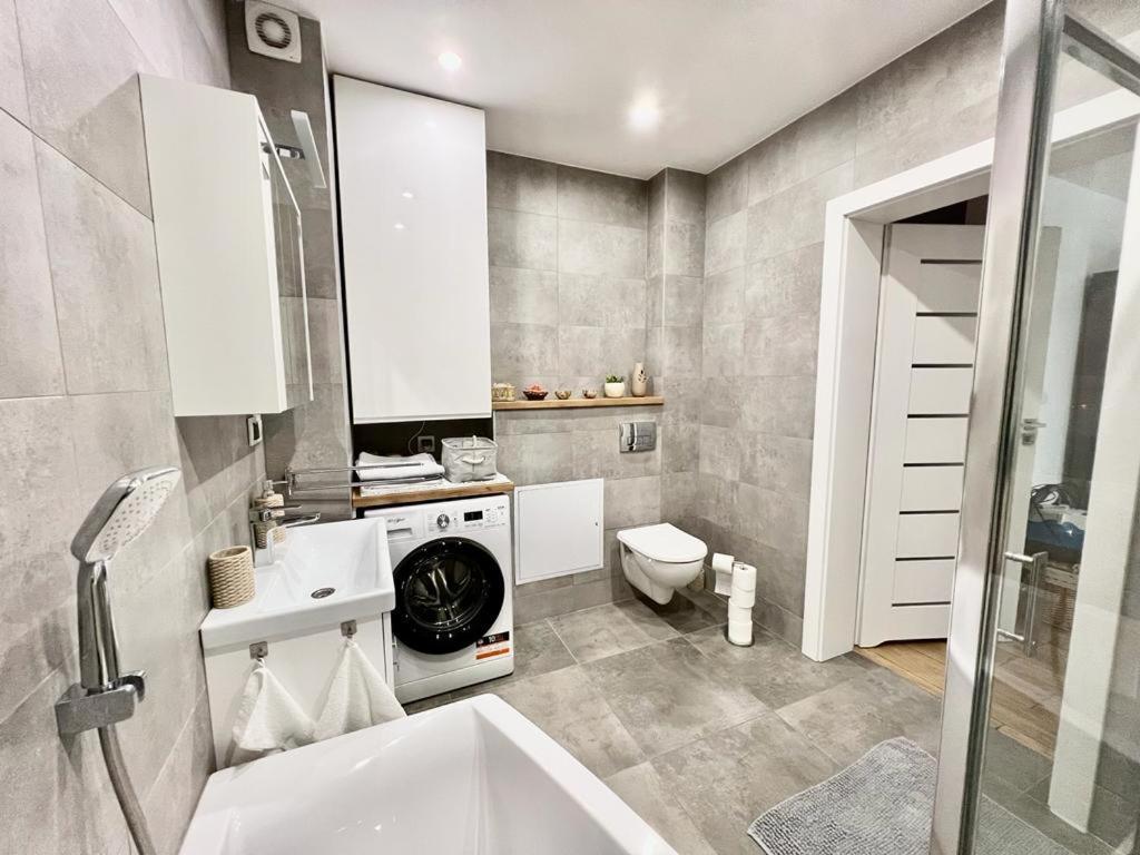Apartament Przy Kopalni Srebra Тарновске-Гуры Экстерьер фото