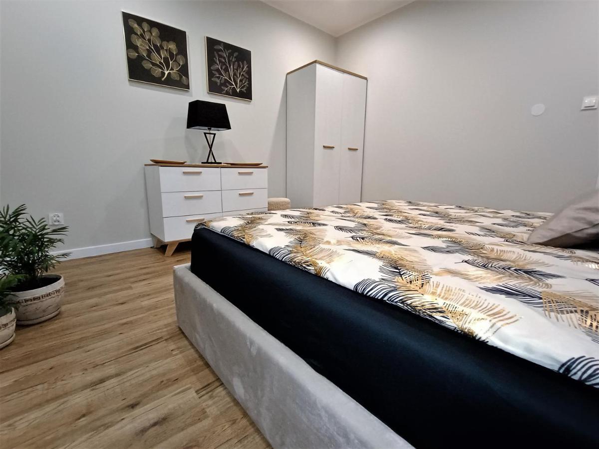 Apartament Przy Kopalni Srebra Тарновске-Гуры Экстерьер фото