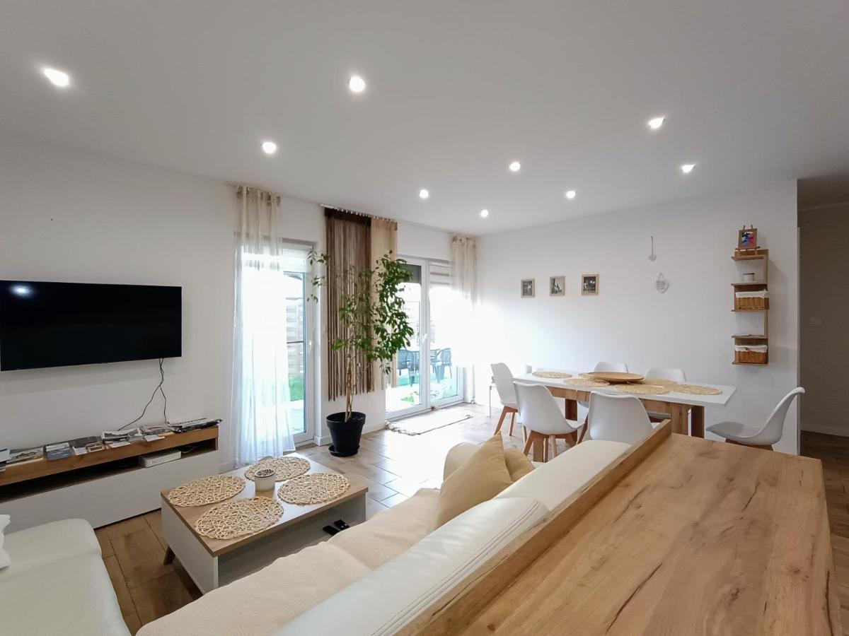 Apartament Przy Kopalni Srebra Тарновске-Гуры Экстерьер фото