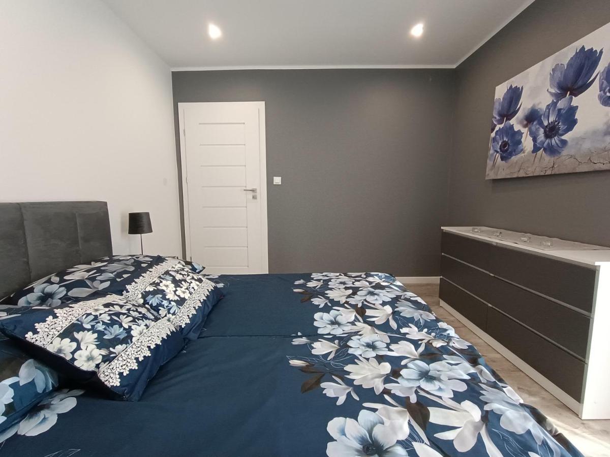 Apartament Przy Kopalni Srebra Тарновске-Гуры Экстерьер фото
